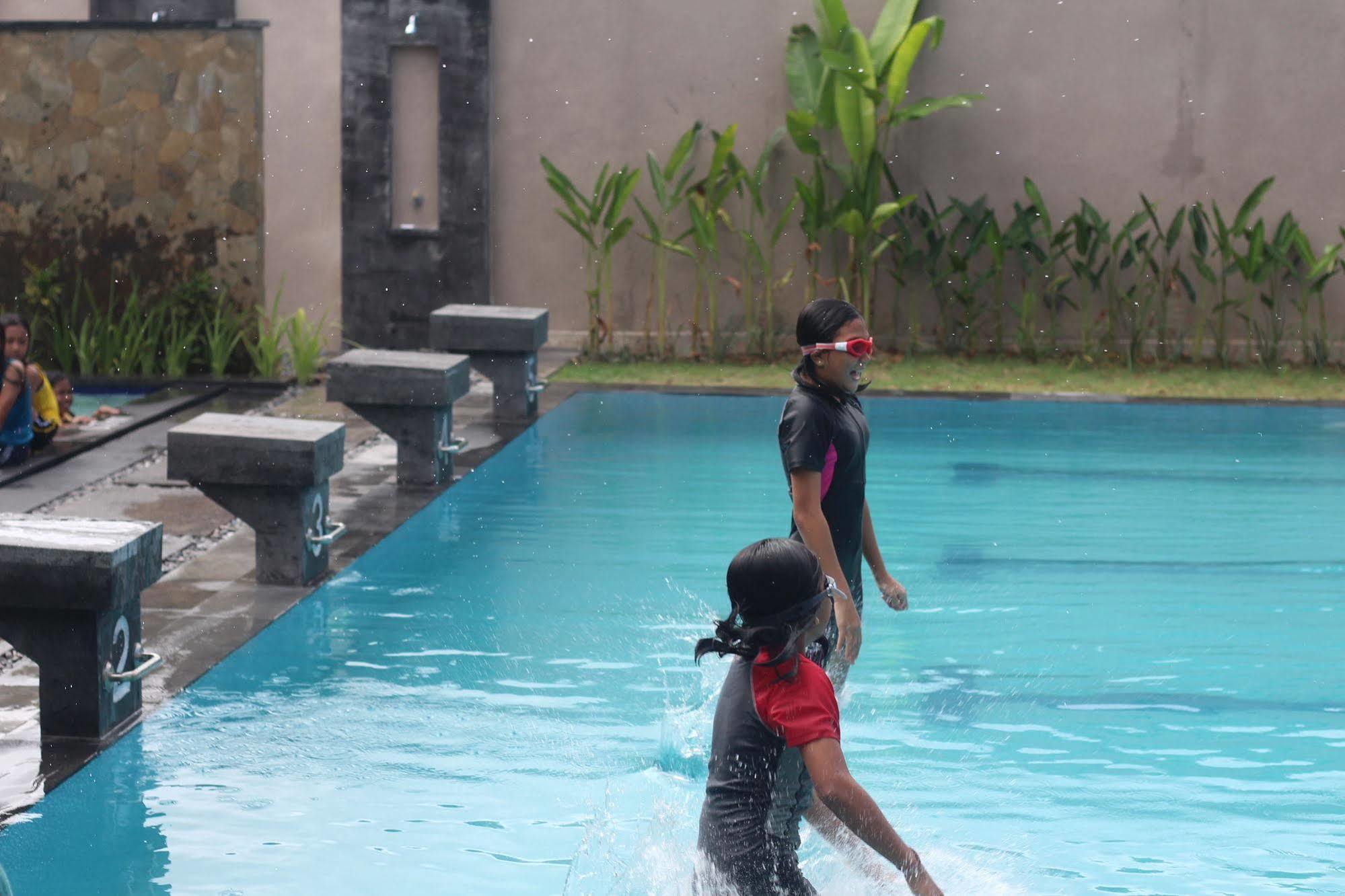 Umah Bali Suites And Residence Denpasar  Ngoại thất bức ảnh